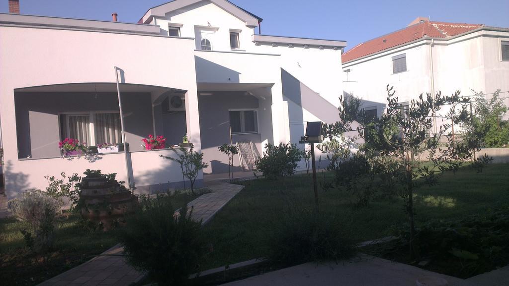 Apartments Nika Zadar Exterior photo